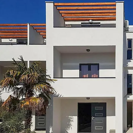 Lägenhet Awesome In *